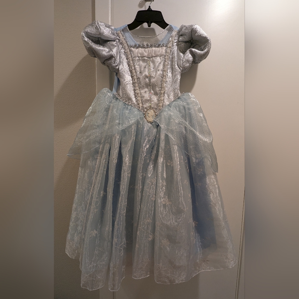 Rare, High-quality Disney Princess Cinderella Costume - Size Small - Halloween